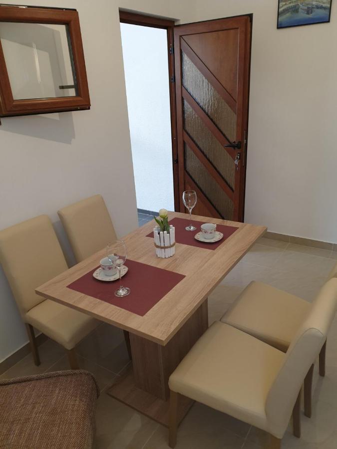 Vito Apartment Стариград-Пакленица Екстериор снимка