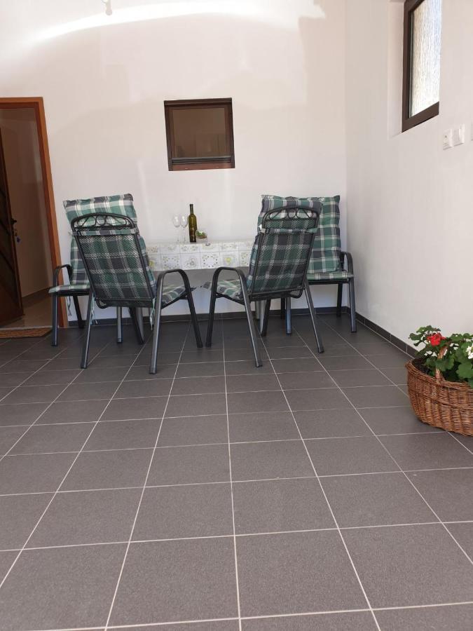 Vito Apartment Стариград-Пакленица Екстериор снимка
